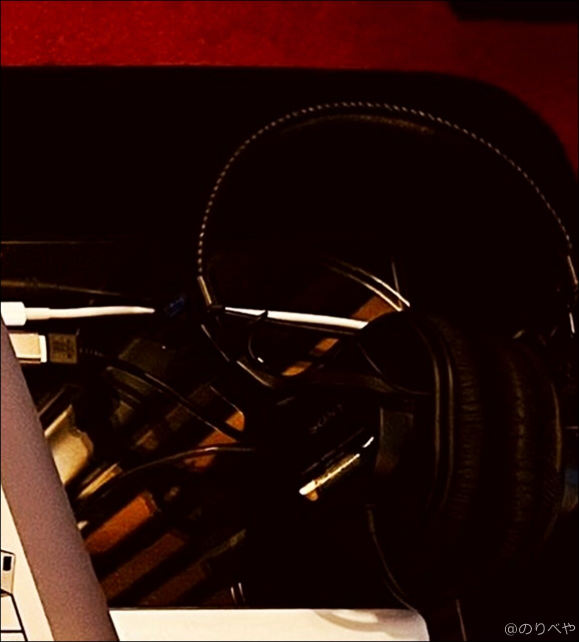 【宇多田ヒカルの機材･ヘッドフォン】SONY ( ソニー ) / MDR-7506【宇多田ヒカルのDTM作曲機材】