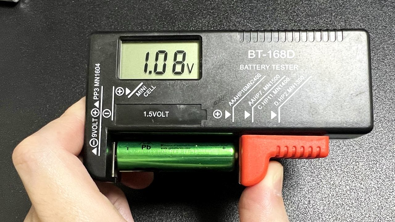 一番安い単三電池の電池残量を計測してみました【バッテリーテスター】