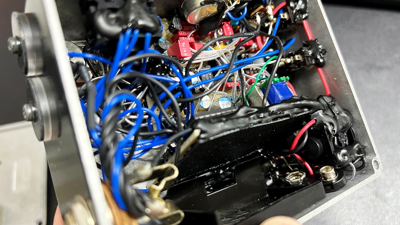 OVALTONE OD-FIVE 2 Xtreme OD5-2 ギターエフェクター（オーバルトーン）　内部の画像・回路やパーツ