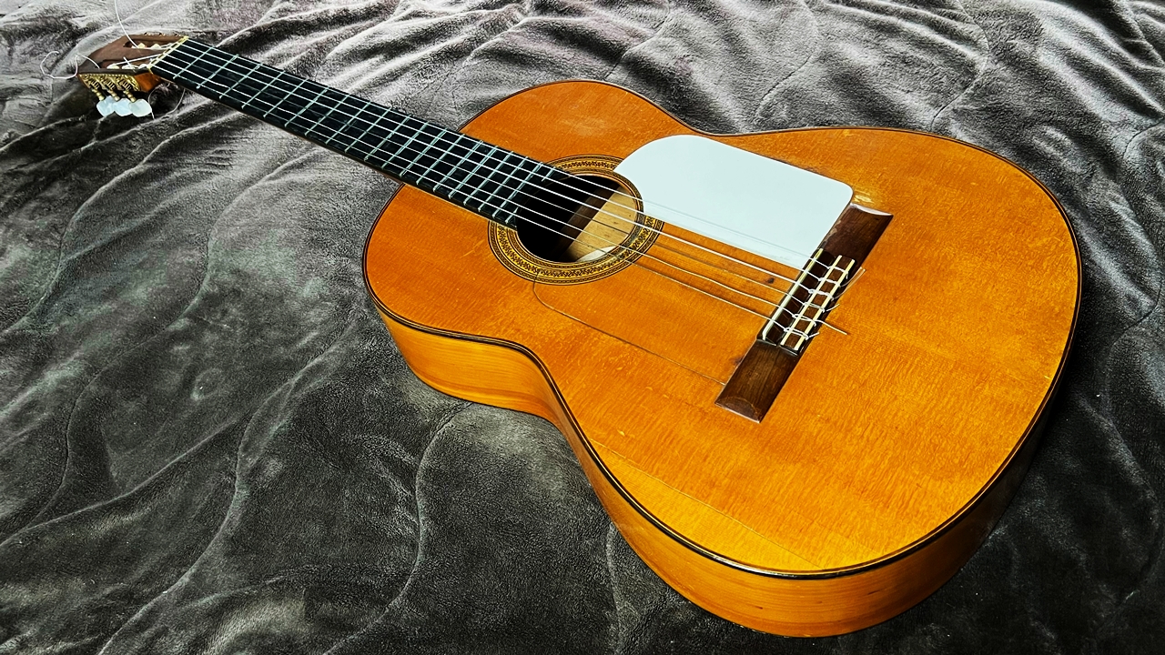 SAKAE ISHII フラメンコギター ナイロンギター CONSTRUCTOR MATSUMOTO JAPON 1984年製 No10 本体画像