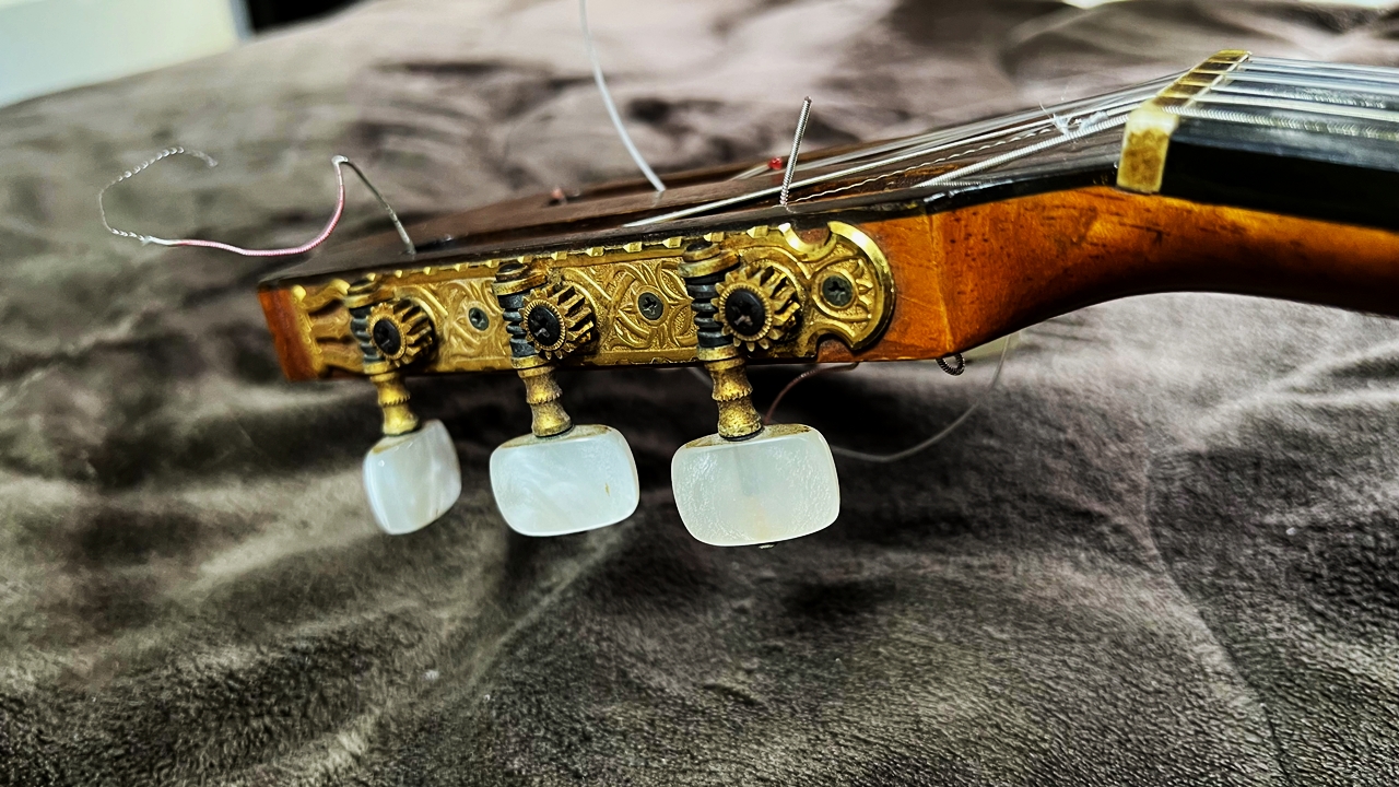 SAKAE ISHII フラメンコギター ナイロンギター CONSTRUCTOR MATSUMOTO JAPON 1984年製 No10 本体画像