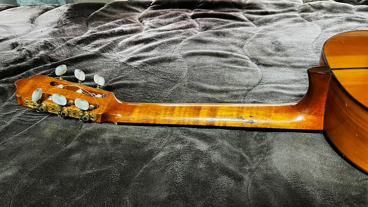 SAKAE ISHII フラメンコギター ナイロンギター CONSTRUCTOR MATSUMOTO JAPON 1984年製 No10 本体画像