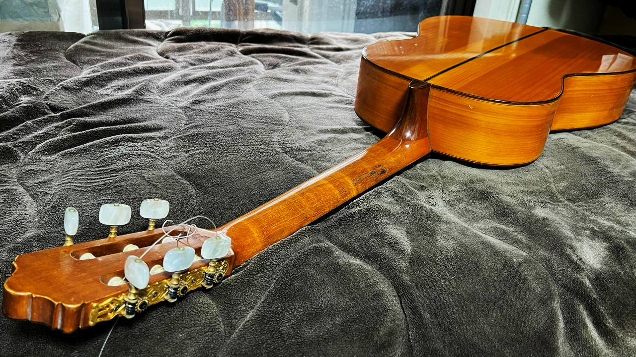 SAKAE ISHII フラメンコギター ナイロンギター CONSTRUCTOR MATSUMOTO JAPON 1984年製 No10 本体画像