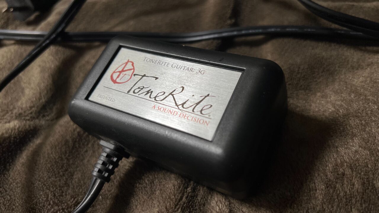 ギターの鳴りを増やす「ToneRite 3G」の使い方 エレキギター・アコギも鳴りが良くなる!